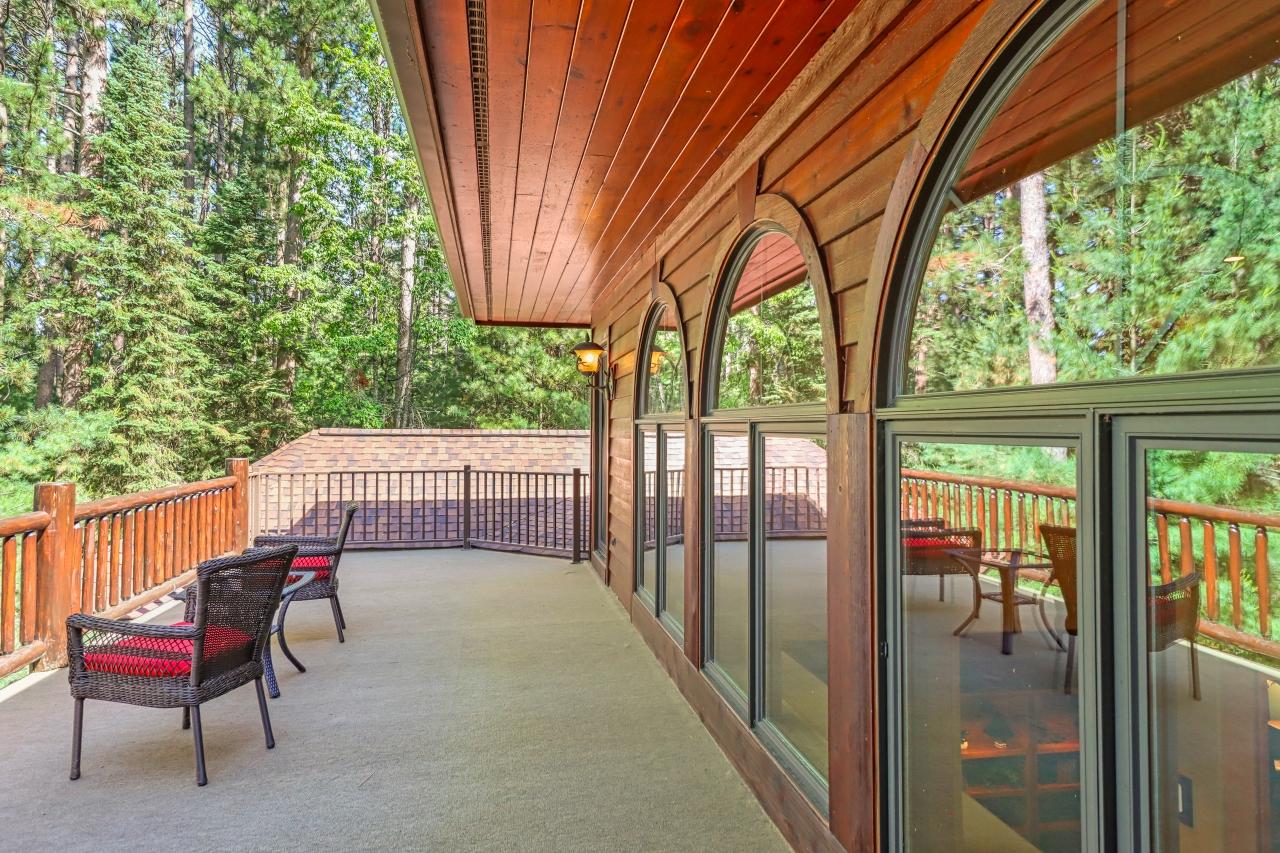 Manitowish Waters, Wisconsin, 54545, United States, 4 Bedrooms Bedrooms, ,5 BathroomsBathrooms,Residential,Active,1973556