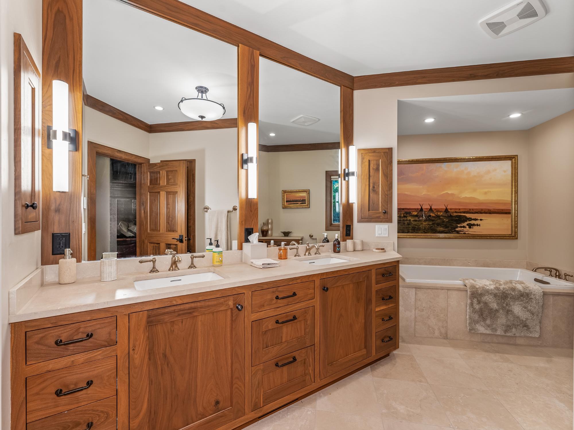 Eagle River, Wisconsin, 54521, United States, 6 Bedrooms Bedrooms, ,7 BathroomsBathrooms,Residential,Active,1953265