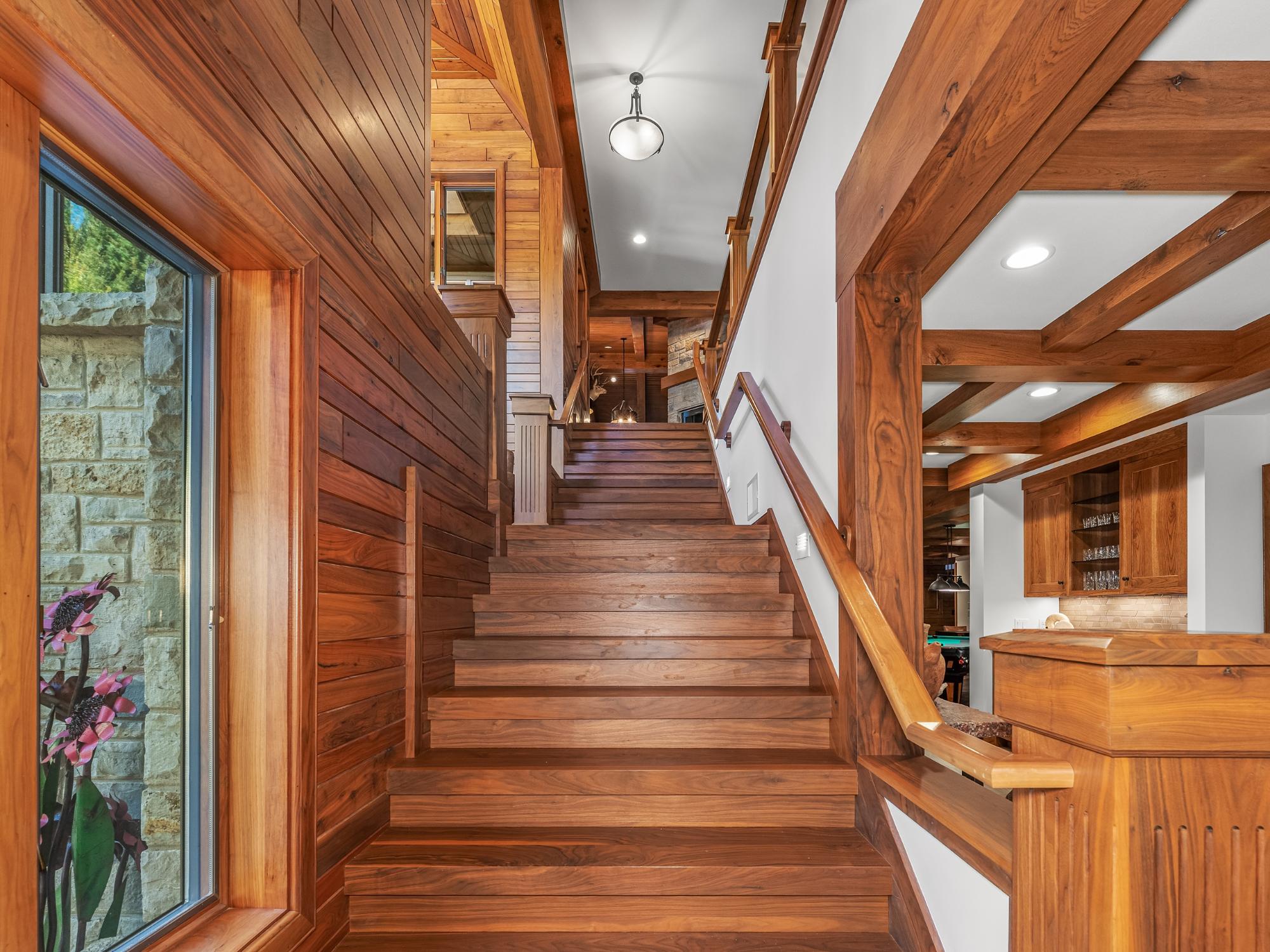 Eagle River, Wisconsin, 54521, United States, 6 Bedrooms Bedrooms, ,7 BathroomsBathrooms,Residential,Active,1953265