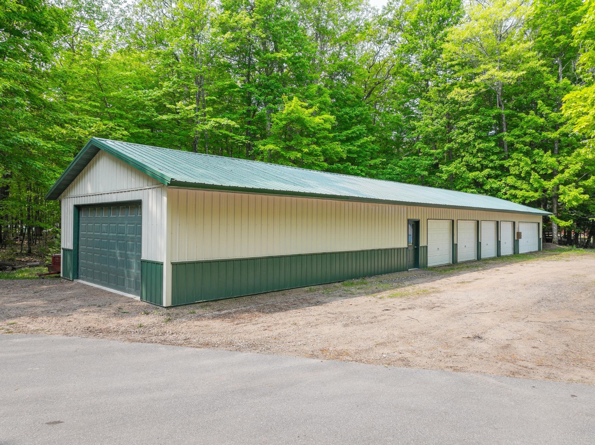 Eagle River, Wisconsin, 54521, United States, 4 Bedrooms Bedrooms, ,4 BathroomsBathrooms,Residential,Active,1899215