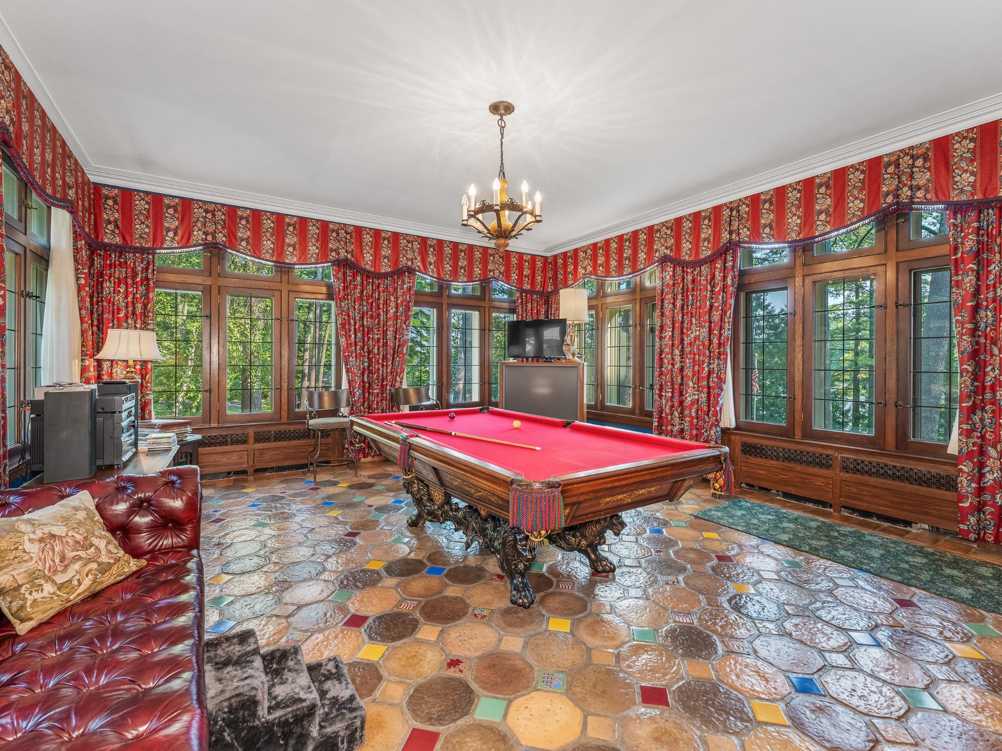 Eagle River, Wisconsin, 54521, United States, 4 Bedrooms Bedrooms, ,5 BathroomsBathrooms,Residential,Active,1952073