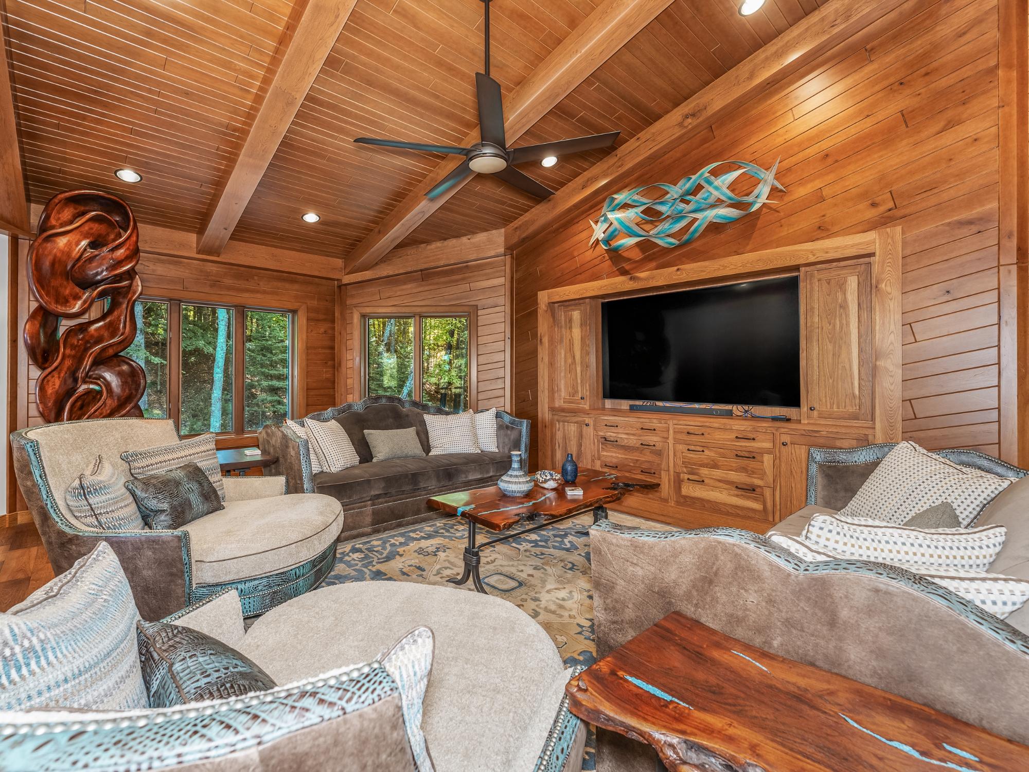 Eagle River, Wisconsin, 54521, United States, 6 Bedrooms Bedrooms, ,7 BathroomsBathrooms,Residential,Active,1953265