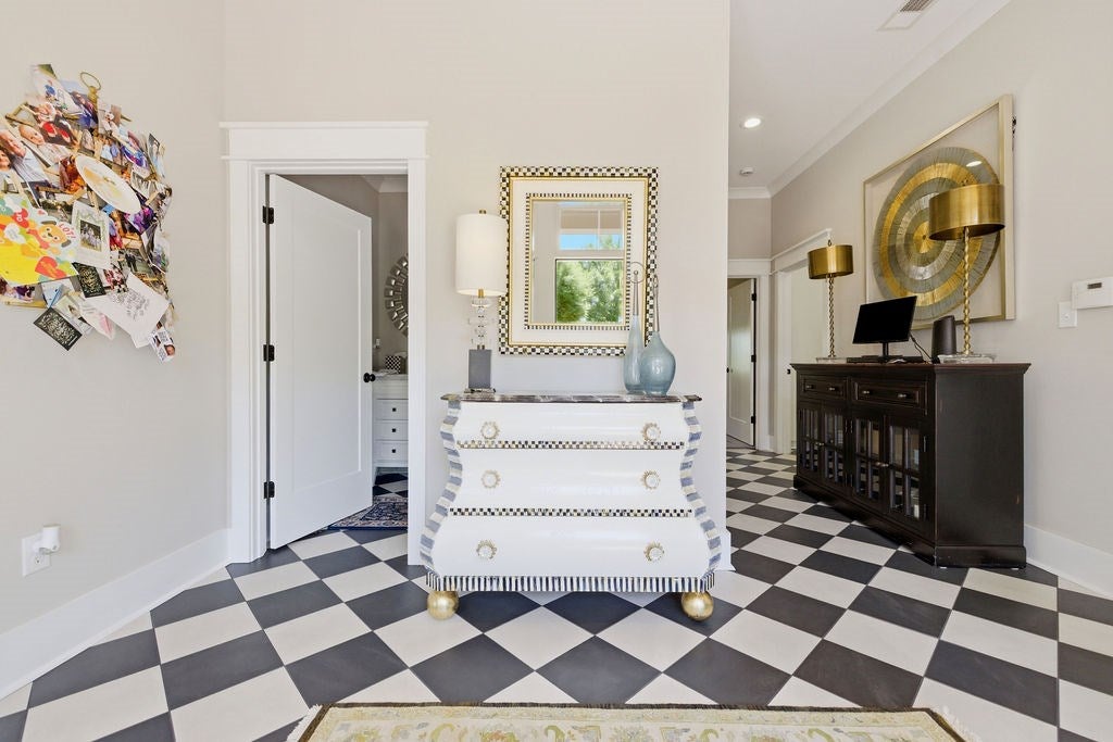 Laurens, South Carolina, 29384, United States, 3 Bedrooms Bedrooms, ,5 BathroomsBathrooms,Residential,Active,2052082