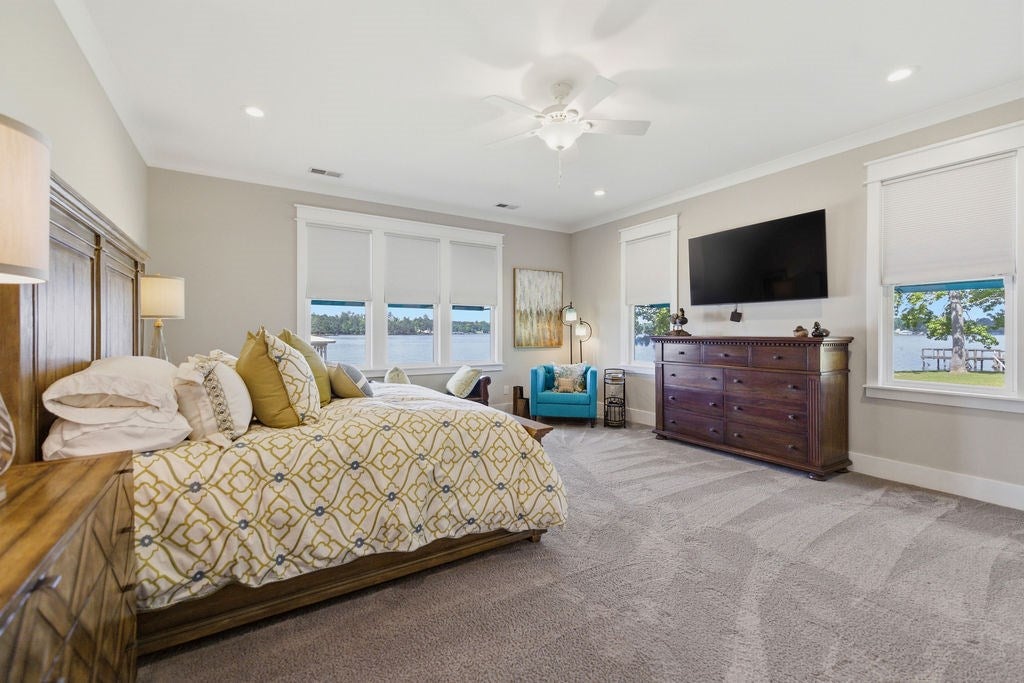 Laurens, South Carolina, 29384, United States, 3 Bedrooms Bedrooms, ,5 BathroomsBathrooms,Residential,Active,2052082