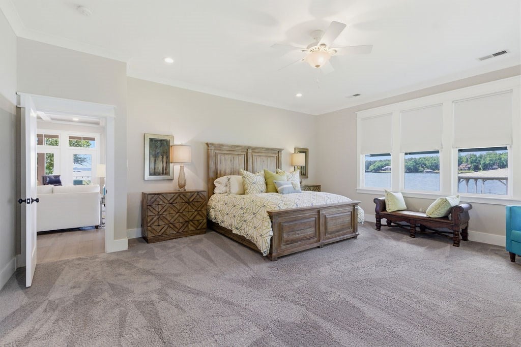Laurens, South Carolina, 29384, United States, 3 Bedrooms Bedrooms, ,5 BathroomsBathrooms,Residential,Active,2052082