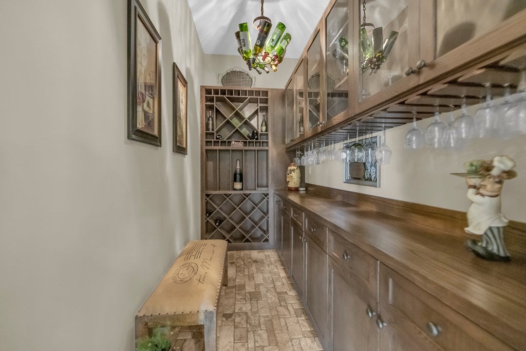 Ninety Six, South Carolina, 29666, United States, 4 Bedrooms Bedrooms, ,4 BathroomsBathrooms,Residential,Active,1997882