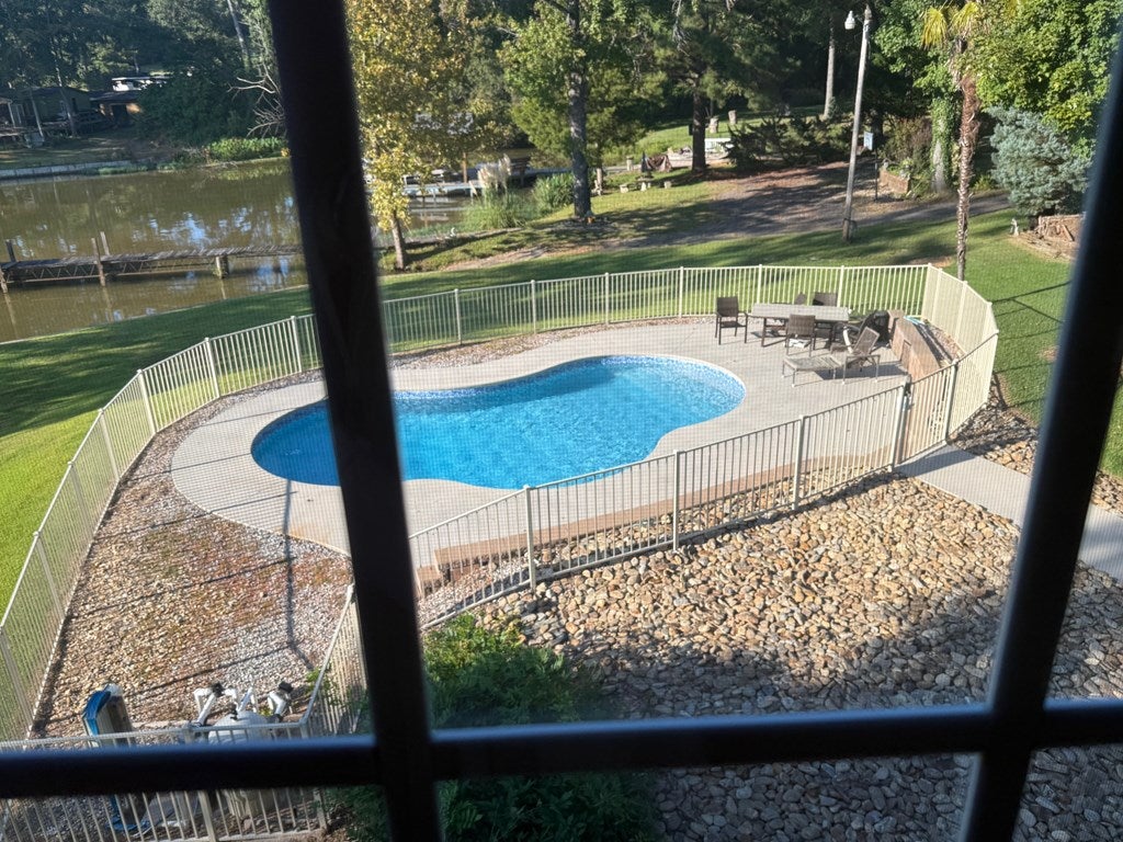 Waterloo, South Carolina, 29384, United States, 5 Bedrooms Bedrooms, ,4 BathroomsBathrooms,Residential,Active,1952994
