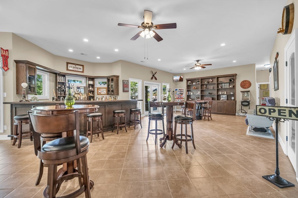 Ninety Six, South Carolina, 29666, United States, 4 Bedrooms Bedrooms, ,4 BathroomsBathrooms,Residential,Active,1997882