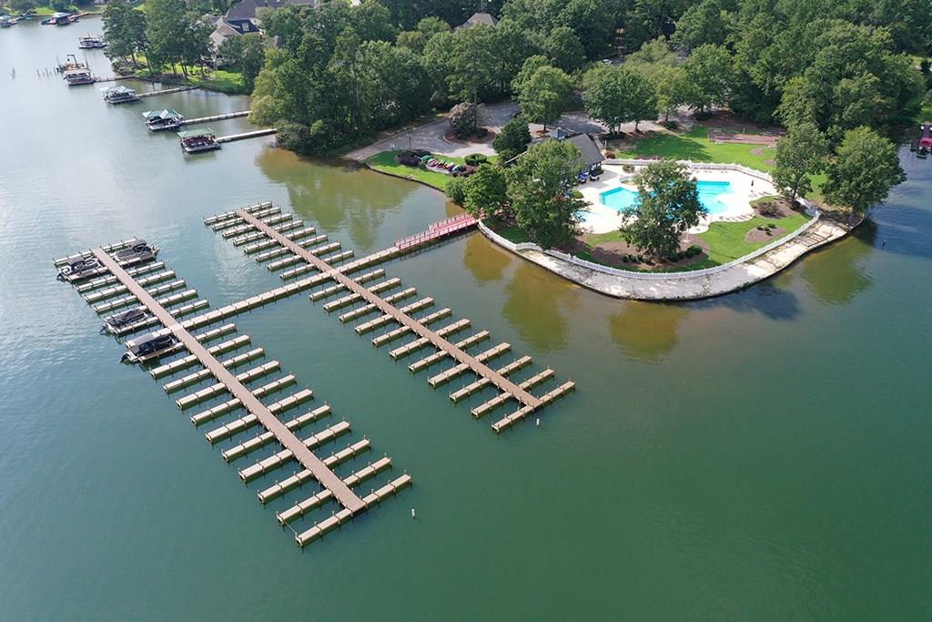 Ninety Six, South Carolina, 29666, United States, 4 Bedrooms Bedrooms, ,4 BathroomsBathrooms,Residential,Active,1997882