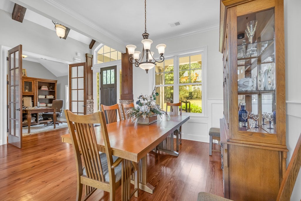 Ninety Six, South Carolina, 29666, United States, 4 Bedrooms Bedrooms, ,4 BathroomsBathrooms,Residential,Active,1997882