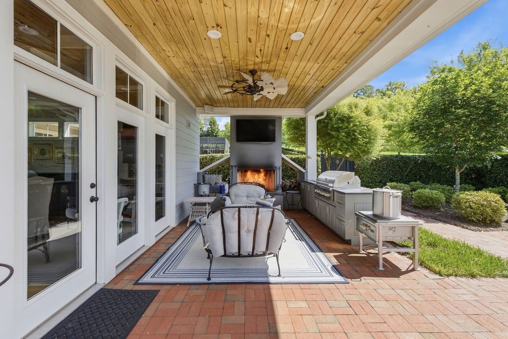 Laurens, South Carolina, 29384, United States, 3 Bedrooms Bedrooms, ,5 BathroomsBathrooms,Residential,Active,2052082
