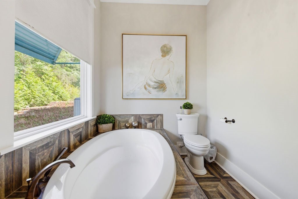 Laurens, South Carolina, 29384, United States, 3 Bedrooms Bedrooms, ,5 BathroomsBathrooms,Residential,Active,2052082