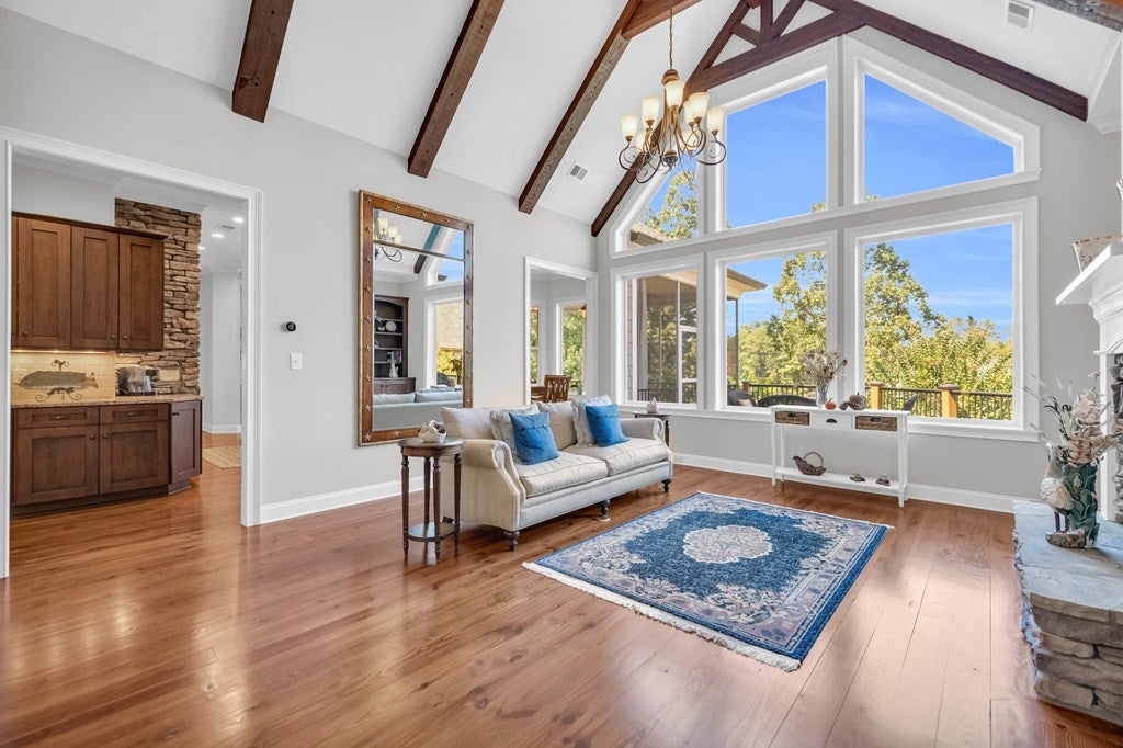 Ninety Six, South Carolina, 29666, United States, 4 Bedrooms Bedrooms, ,4 BathroomsBathrooms,Residential,Active,1997882