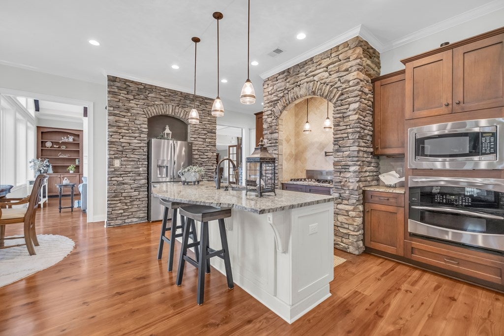 Ninety Six, South Carolina, 29666, United States, 4 Bedrooms Bedrooms, ,4 BathroomsBathrooms,Residential,Active,1997882