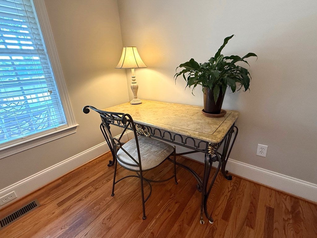 Waterloo, South Carolina, 29384, United States, 5 Bedrooms Bedrooms, ,4 BathroomsBathrooms,Residential,Active,1952994
