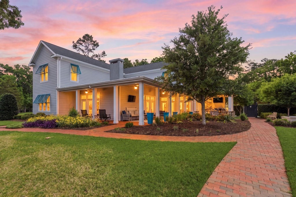 Laurens, South Carolina, 29384, United States, 3 Bedrooms Bedrooms, ,5 BathroomsBathrooms,Residential,Active,2052082