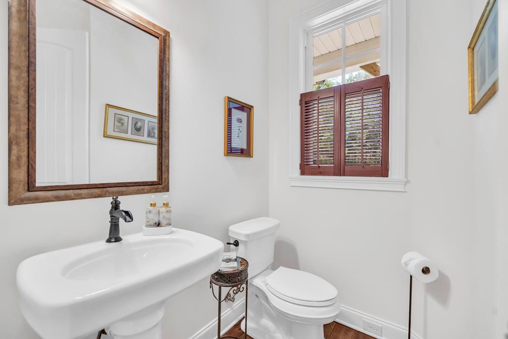 Ninety Six, South Carolina, 29666, United States, 4 Bedrooms Bedrooms, ,4 BathroomsBathrooms,Residential,Active,1997882