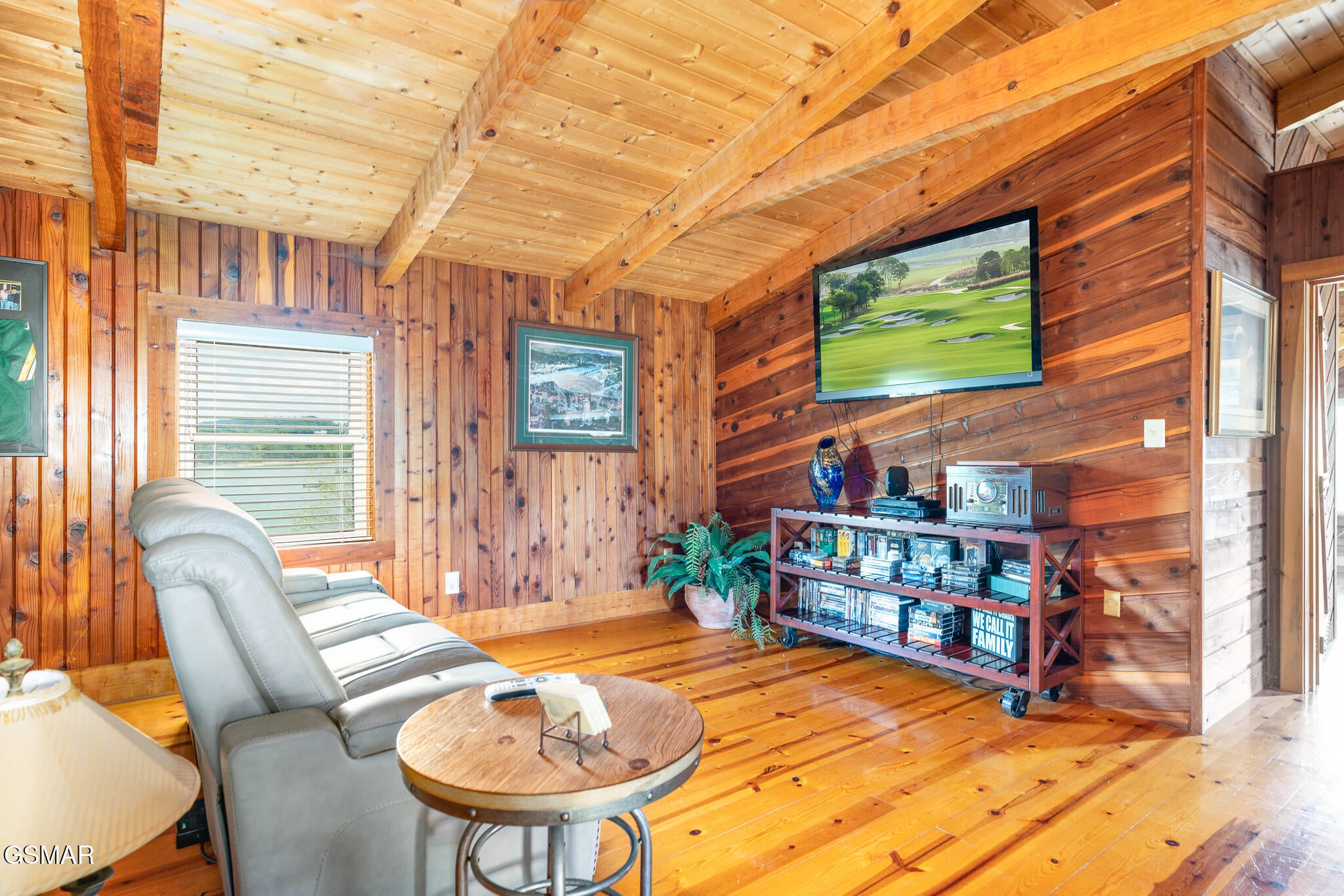 Dandridge, Tennessee, 37725, United States, ,4 BathroomsBathrooms,Residential,Active,1808382