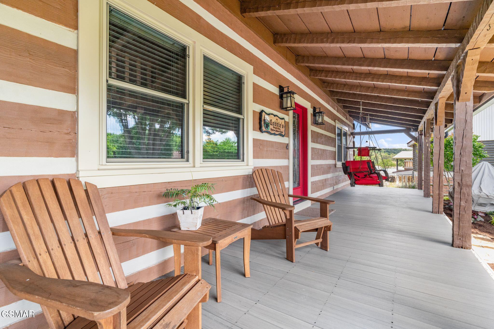 Dandridge, Tennessee, 37725, United States, ,4 BathroomsBathrooms,Residential,Active,1808382