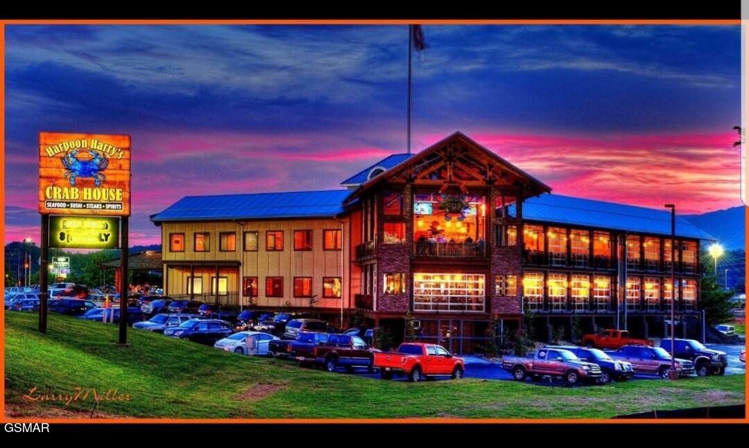 Sevierville, Tennessee, 37876, United States, 3 Bedrooms Bedrooms, ,5 BathroomsBathrooms,Residential,Active,1920243