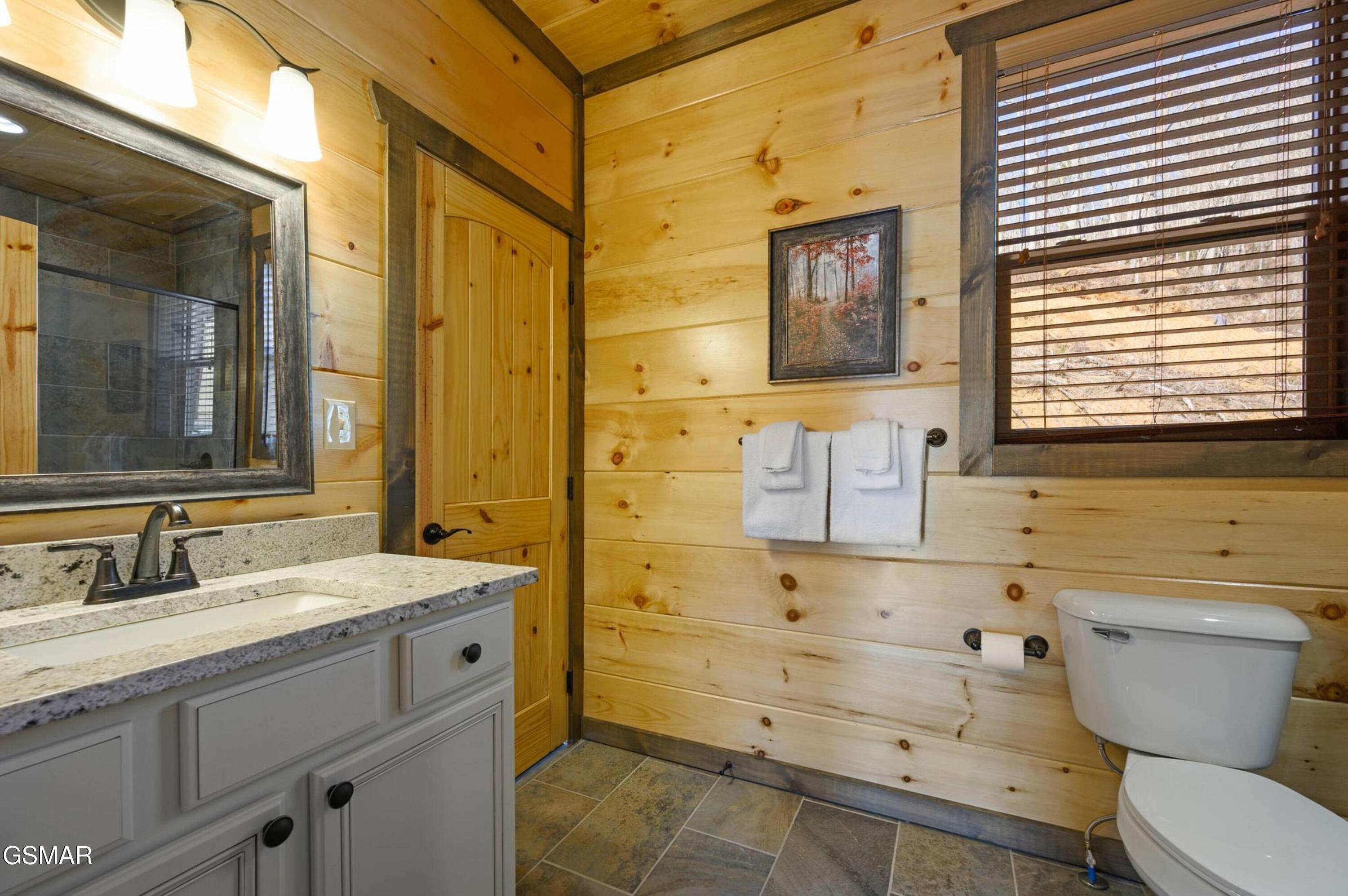 Sevierville, Tennessee, 37876, United States, 3 Bedrooms Bedrooms, ,5 BathroomsBathrooms,Residential,Active,1920243