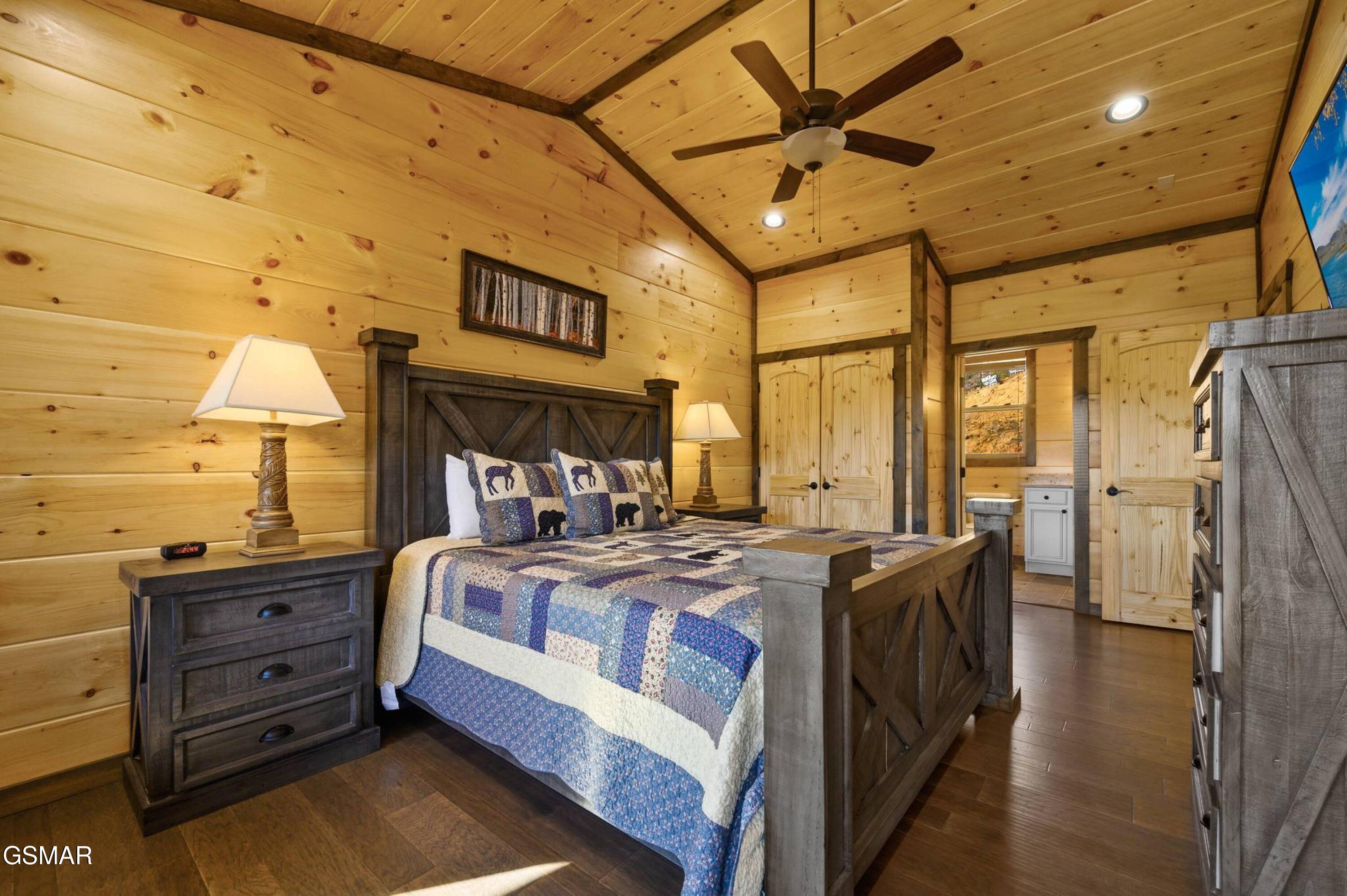 Sevierville, Tennessee, 37876, United States, 3 Bedrooms Bedrooms, ,5 BathroomsBathrooms,Residential,Active,1920243