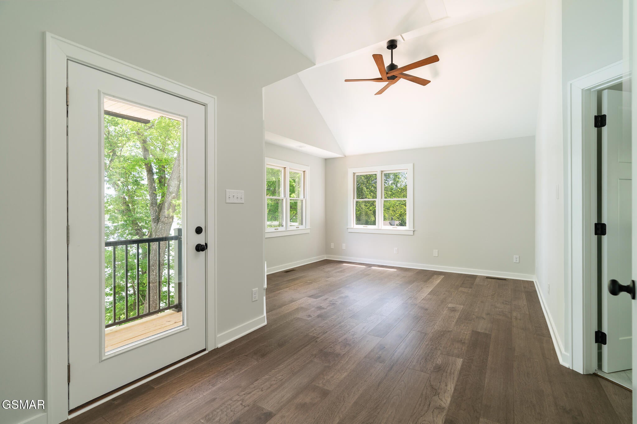 Louisville, Tennessee, 37777, United States, 3 Bedrooms Bedrooms, ,3 BathroomsBathrooms,Residential,Active,2007987