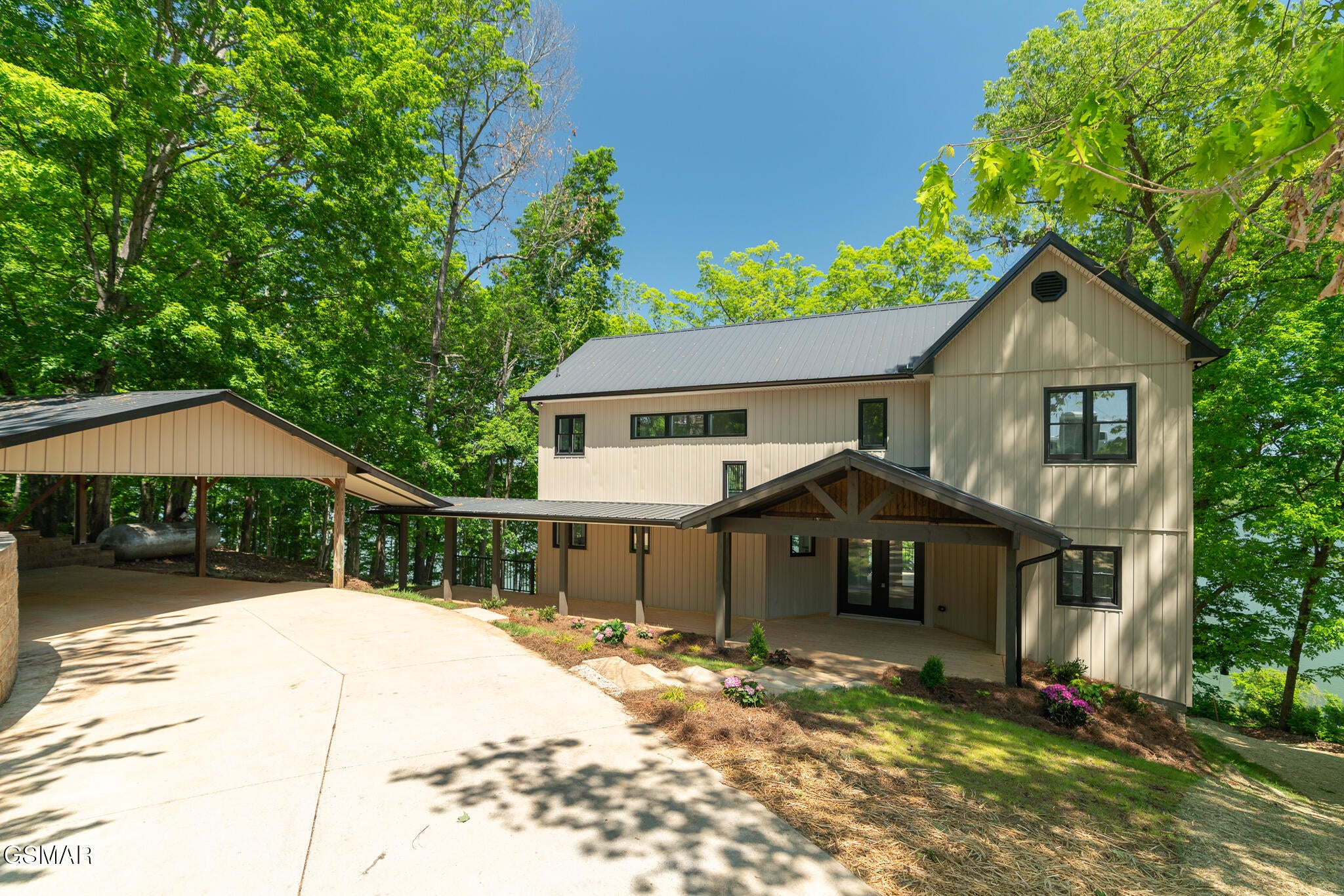 Louisville, Tennessee, 37777, United States, 3 Bedrooms Bedrooms, ,3 BathroomsBathrooms,Residential,Active,2007987