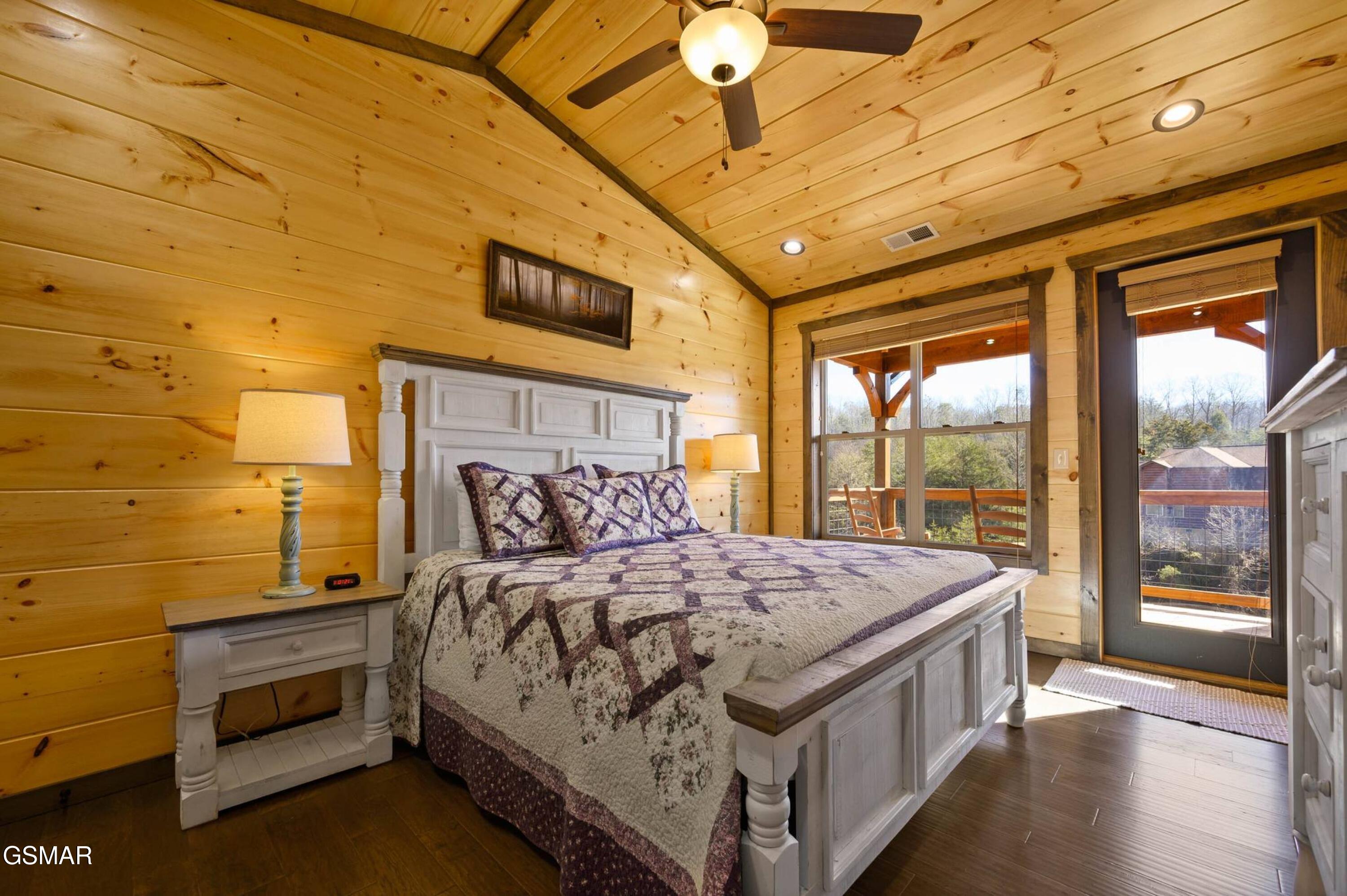 Sevierville, Tennessee, 37876, United States, 3 Bedrooms Bedrooms, ,5 BathroomsBathrooms,Residential,Active,1920243