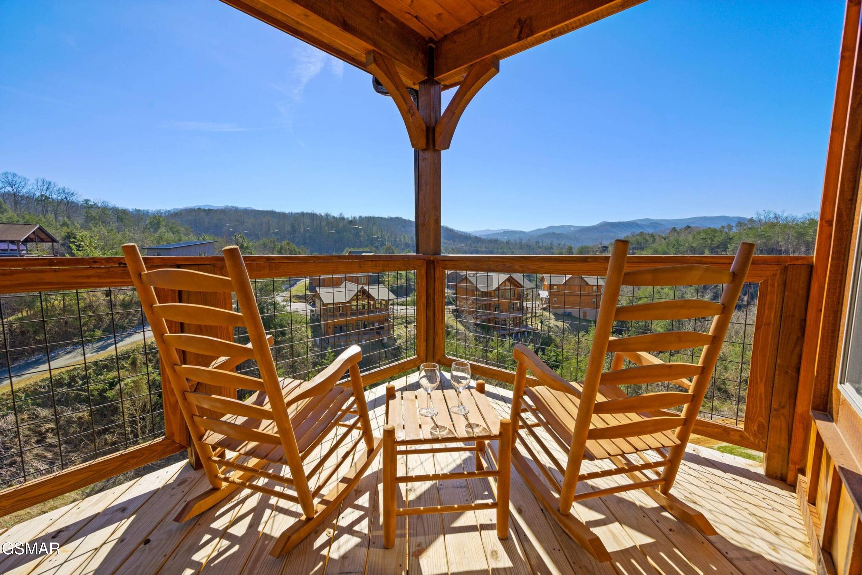 Sevierville, Tennessee, 37876, United States, 3 Bedrooms Bedrooms, ,5 BathroomsBathrooms,Residential,Active,1920243