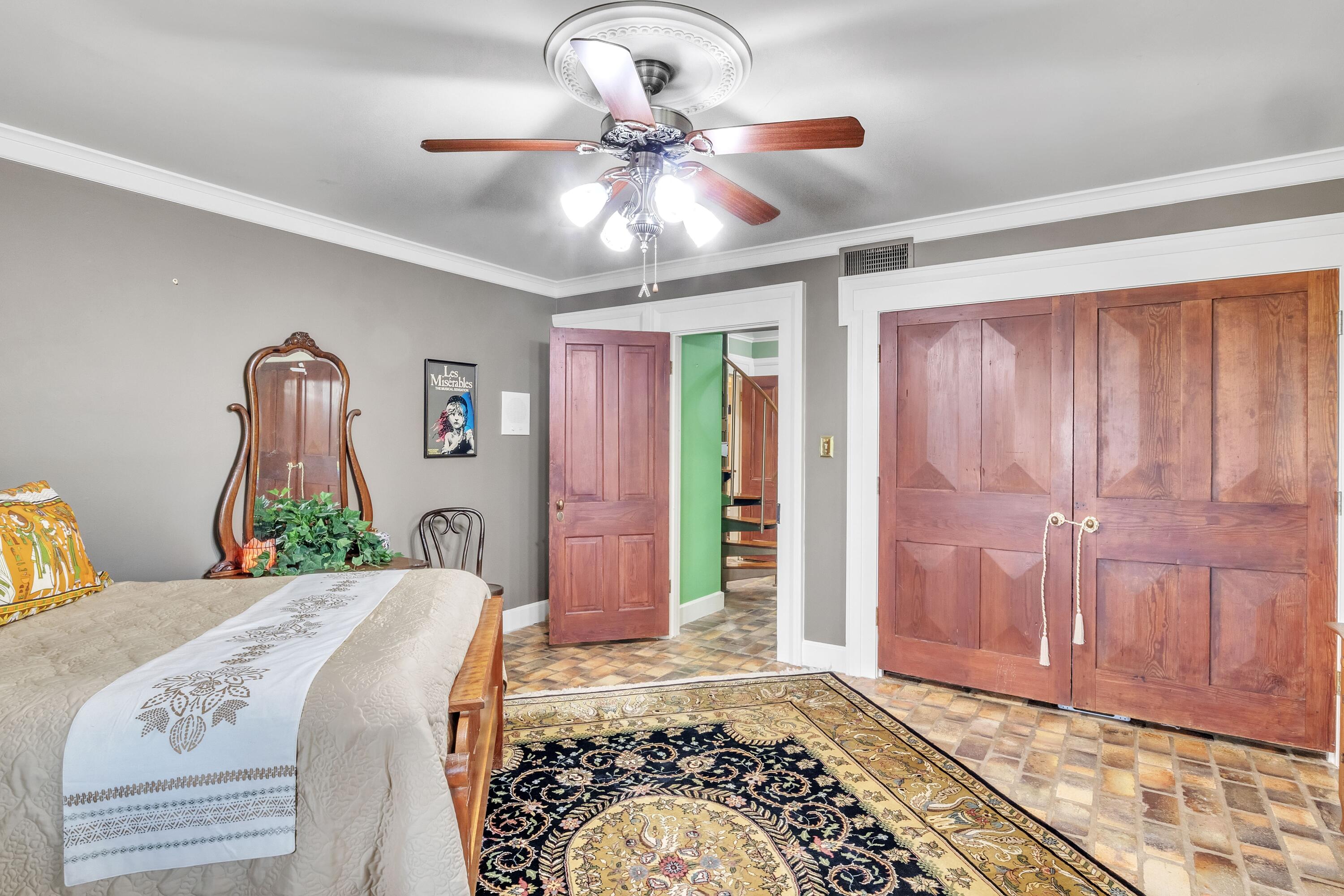 Columbus, Mississippi, 39701, United States, ,4 BathroomsBathrooms,Residential,Active,1798185