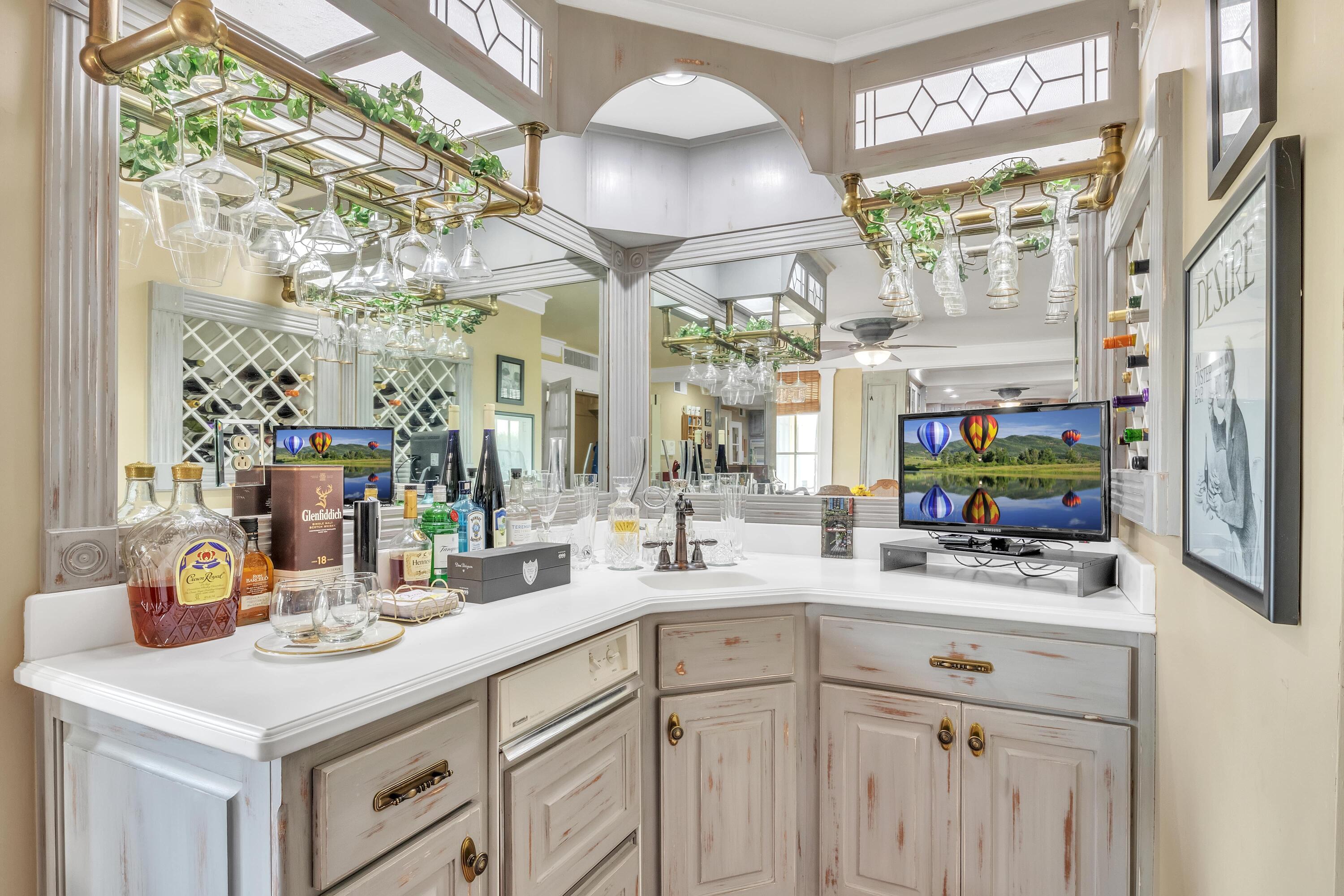 Columbus, Mississippi, 39701, United States, ,4 BathroomsBathrooms,Residential,Active,1798185