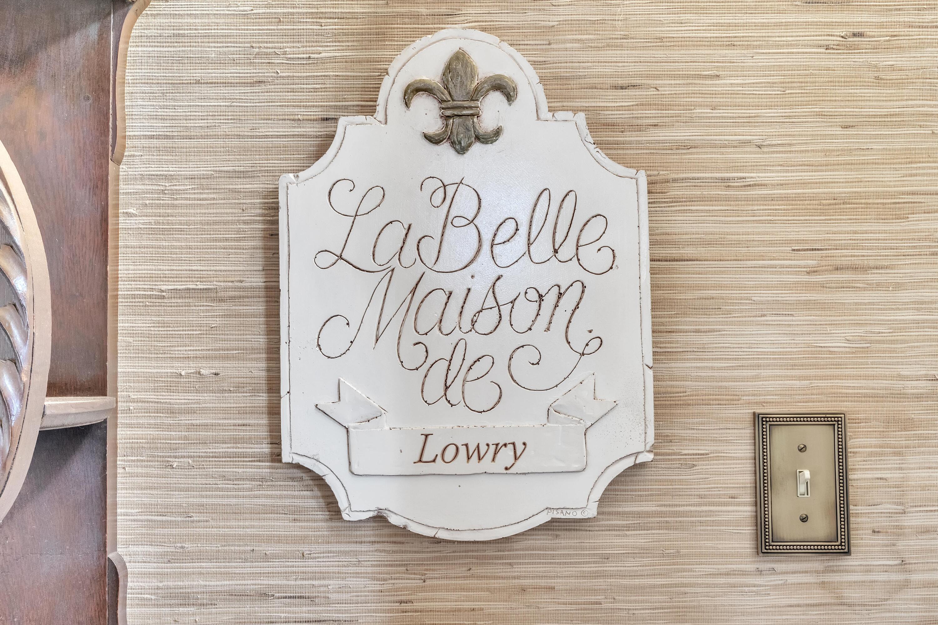 Columbus, Mississippi, 39701, United States, 6 Bedrooms Bedrooms, ,4 BathroomsBathrooms,Residential,Active,1953709