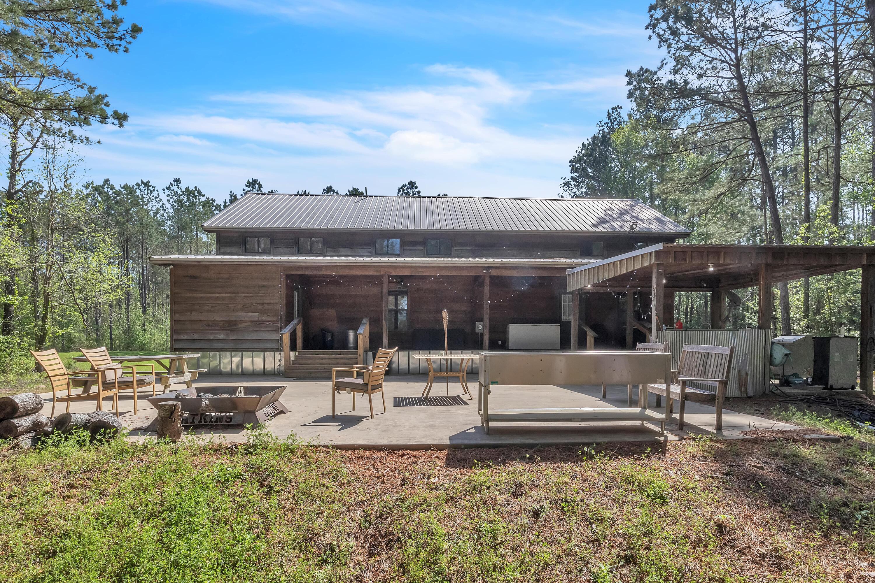 Caledonia, Mississippi, 39740, United States, 4 Bedrooms Bedrooms, ,4 BathroomsBathrooms,Residential,Active,1909833