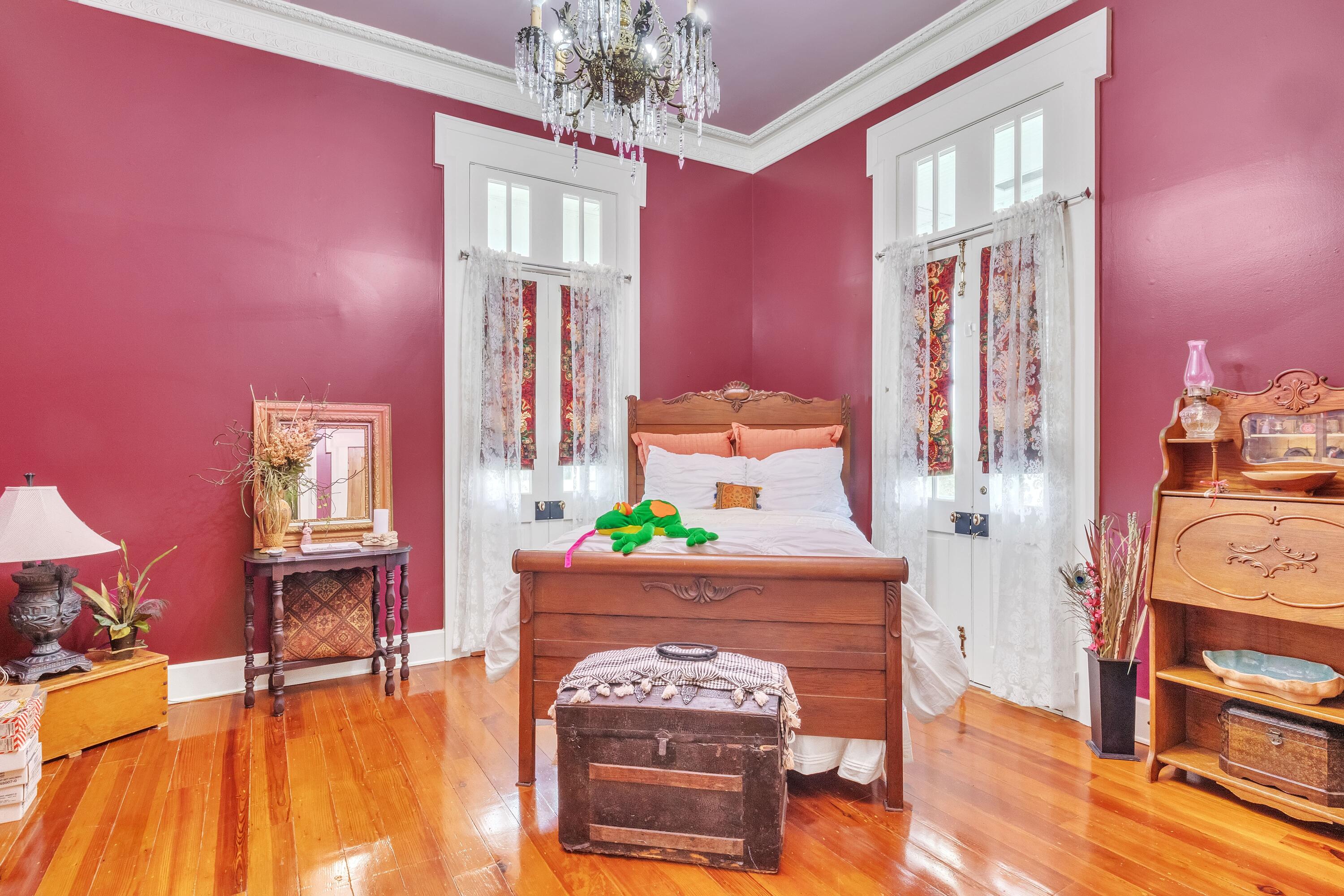 Columbus, Mississippi, 39701, United States, ,4 BathroomsBathrooms,Residential,Active,1798185