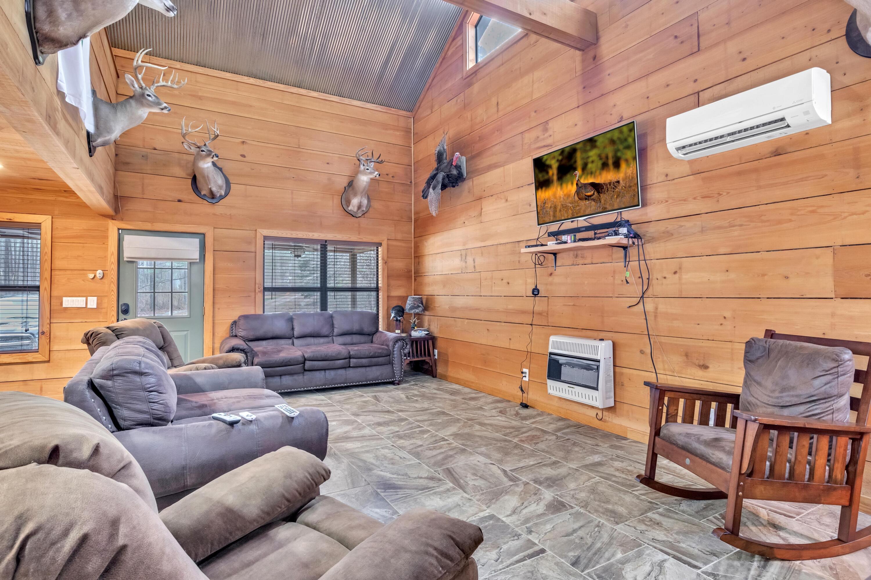 Caledonia, Mississippi, 39740, United States, 4 Bedrooms Bedrooms, ,4 BathroomsBathrooms,Residential,Active,1909833