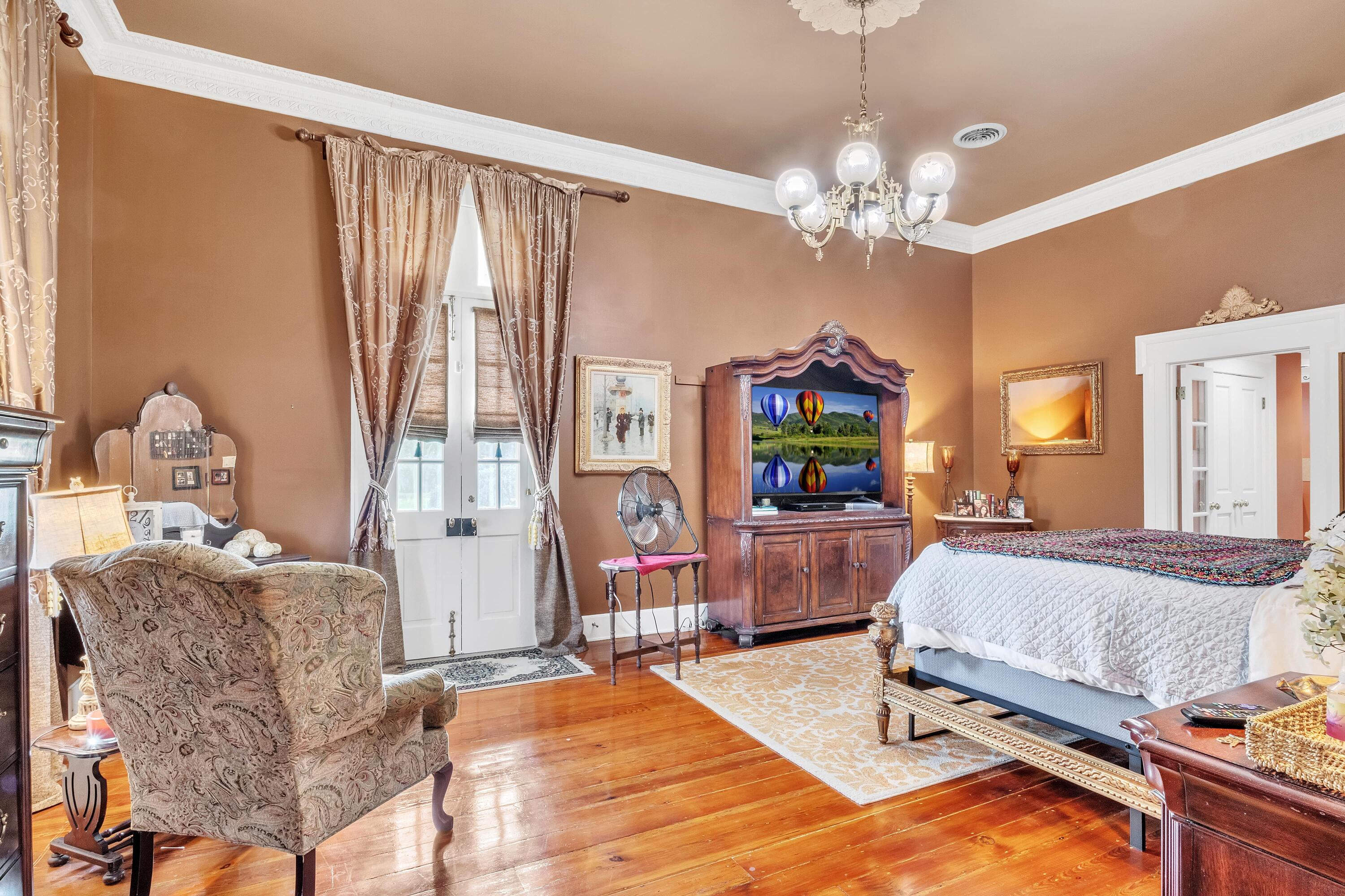 Columbus, Mississippi, 39701, United States, ,4 BathroomsBathrooms,Residential,Active,1798185