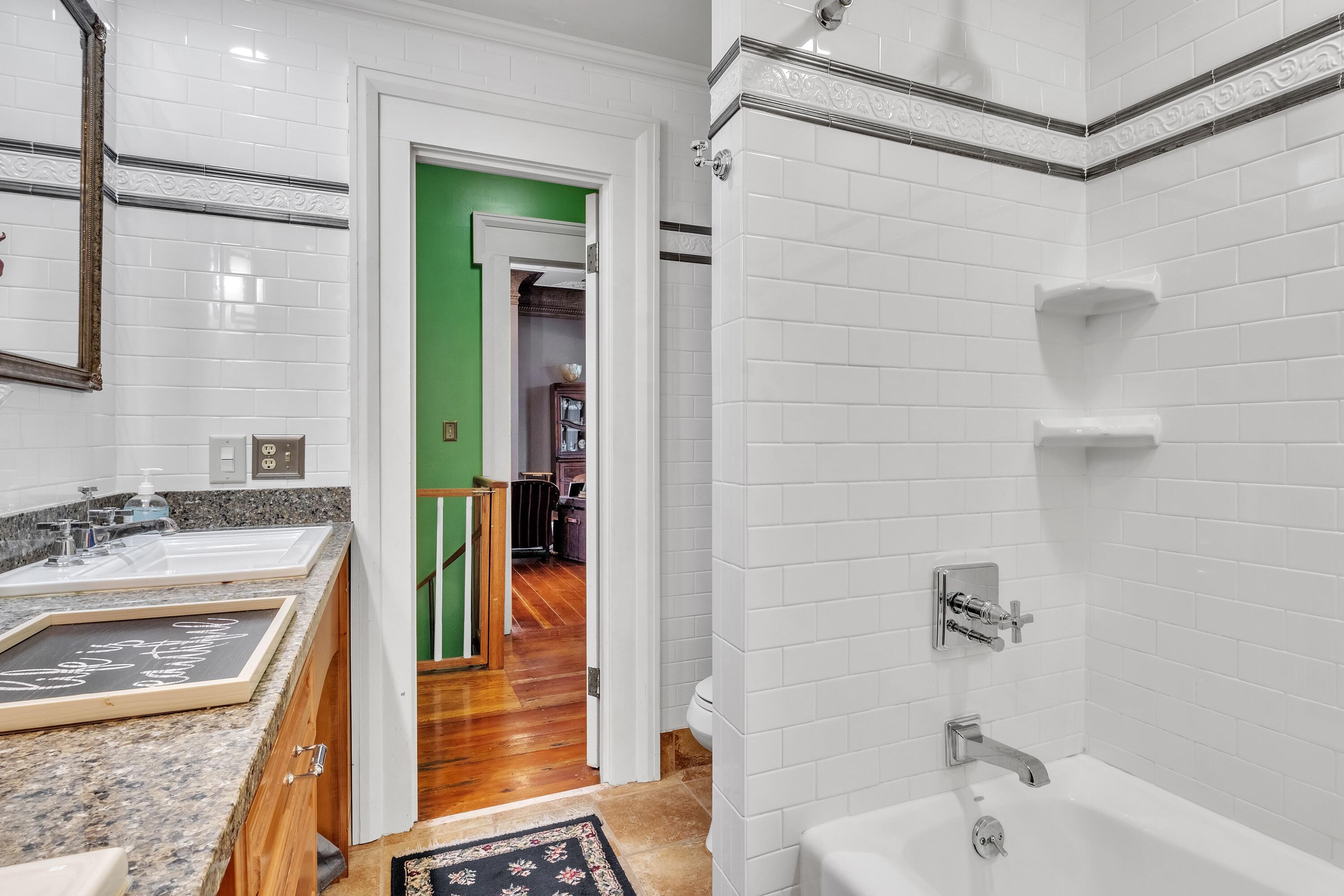 Columbus, Mississippi, 39701, United States, 6 Bedrooms Bedrooms, ,4 BathroomsBathrooms,Residential,Active,1953709