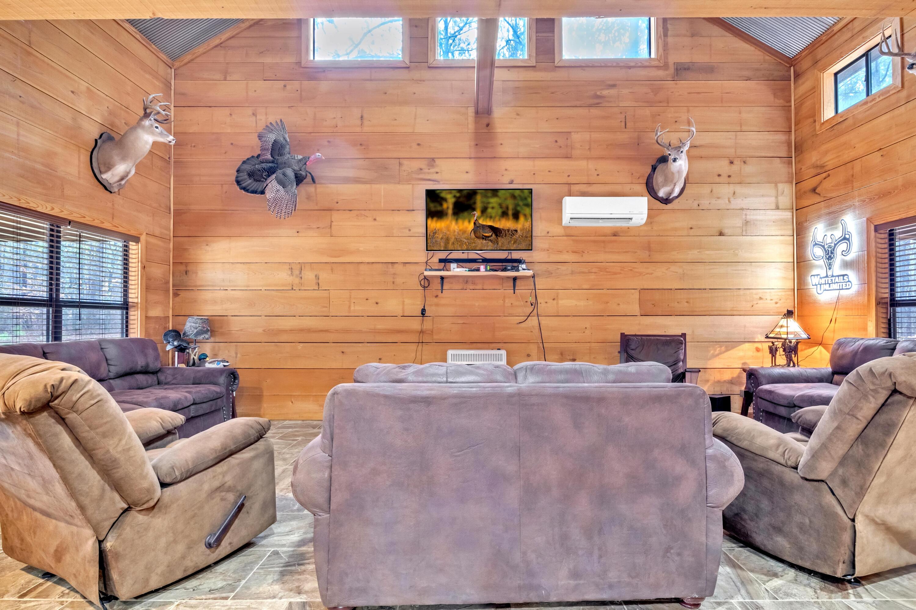 Caledonia, Mississippi, 39740, United States, 4 Bedrooms Bedrooms, ,4 BathroomsBathrooms,Residential,Active,1909833