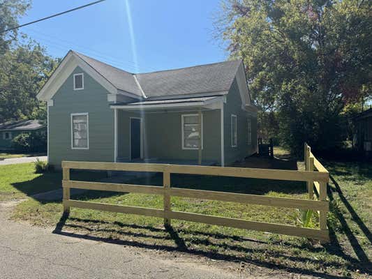 1424 SCHOOLHOUSE AVE, COLUMBUS, MS 39701 - Image 1