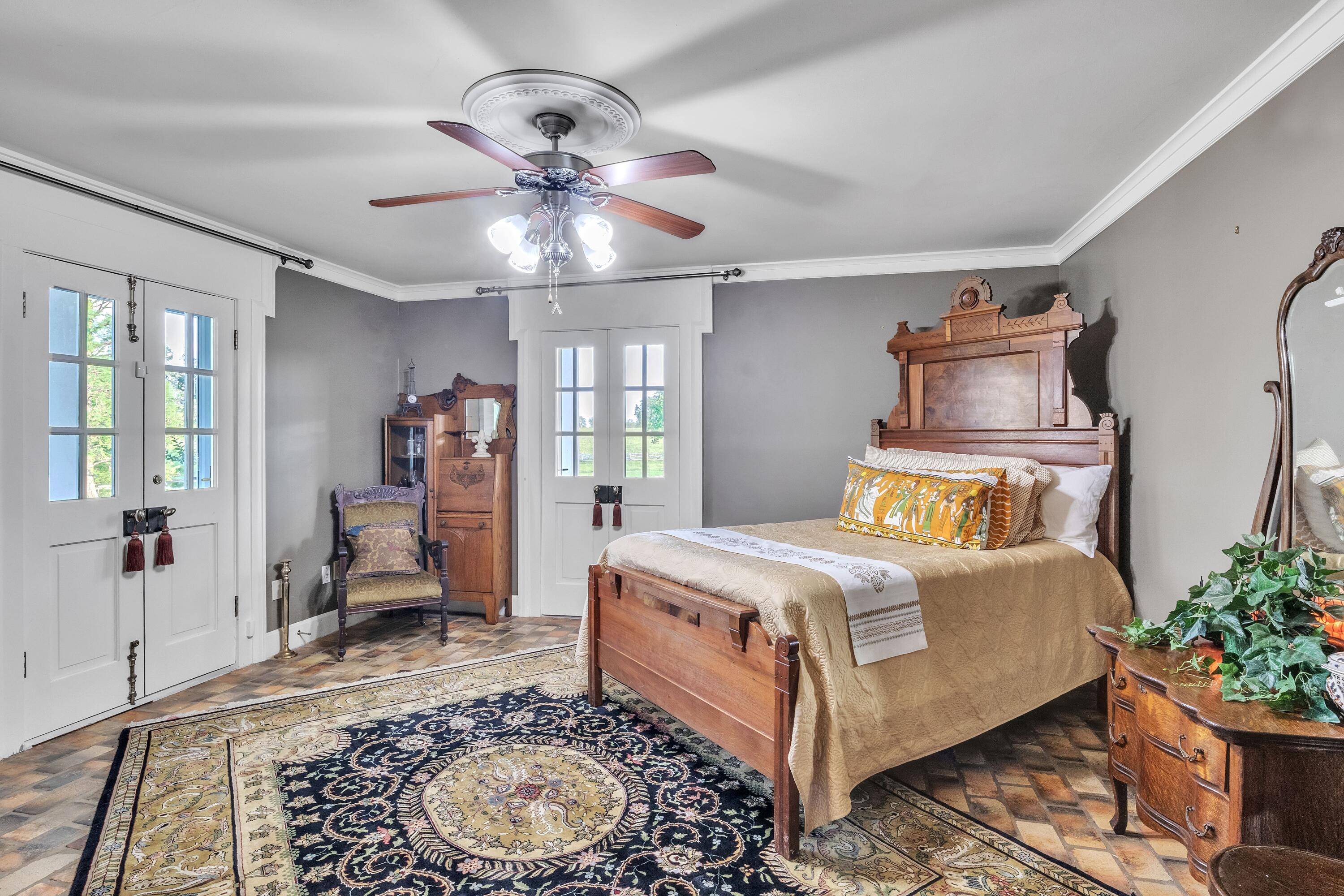 Columbus, Mississippi, 39701, United States, 6 Bedrooms Bedrooms, ,4 BathroomsBathrooms,Residential,Active,1953709