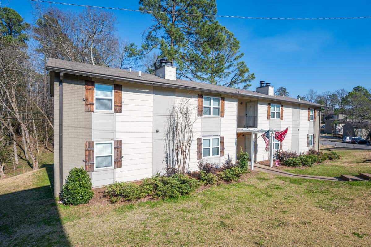 1120 E Lee Blvd Unit D116  