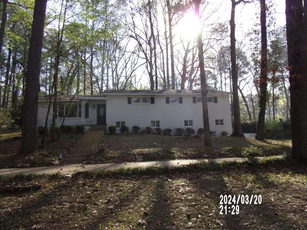 2314 BLUECUTT RD, COLUMBUS, MS 39705, photo 1 of 21