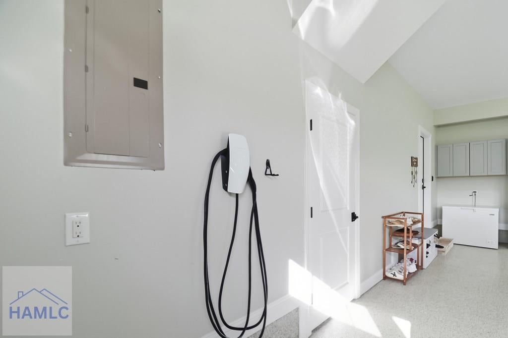 Midway, Georgia, 31320, United States, 5 Bedrooms Bedrooms, ,3 BathroomsBathrooms,Residential,Active,1959968