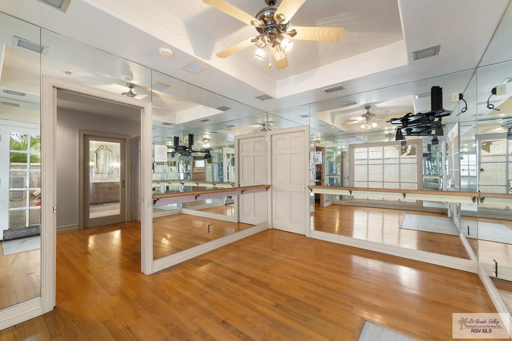 Brownsville, Texas, 78520, United States, 5 Bedrooms Bedrooms, ,8 BathroomsBathrooms,Residential,Active,2007113