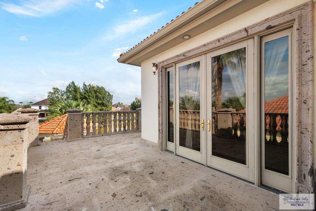 Brownsville, Texas, 78526, United States, 5 Bedrooms Bedrooms, ,6 BathroomsBathrooms,Residential,Active,2007121