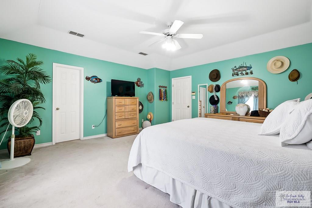 South Padre Island, Texas, 78597, United States, ,4 BathroomsBathrooms,Residential,Active,1769544