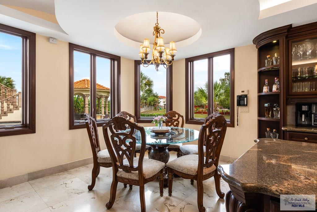 Brownsville, Texas, 78526, United States, 5 Bedrooms Bedrooms, ,6 BathroomsBathrooms,Residential,Active,2007121