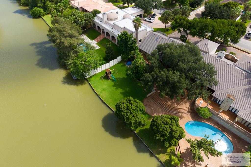 Brownsville, Texas, 78520, United States, 5 Bedrooms Bedrooms, ,8 BathroomsBathrooms,Residential,Active,1933898