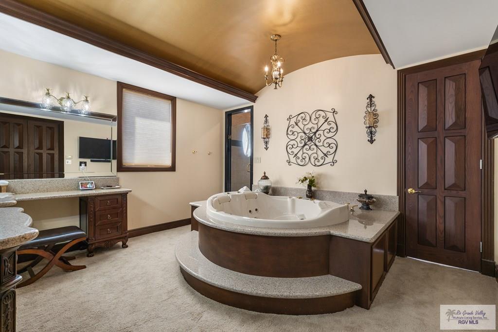 Brownsville, Texas, 78526, United States, 5 Bedrooms Bedrooms, ,6 BathroomsBathrooms,Residential,Active,2007121